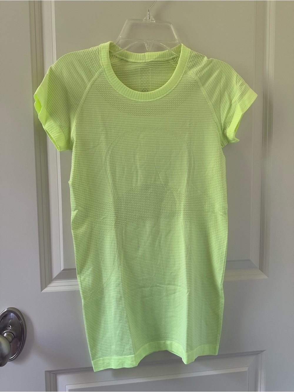 Lululemon swiftly tech top